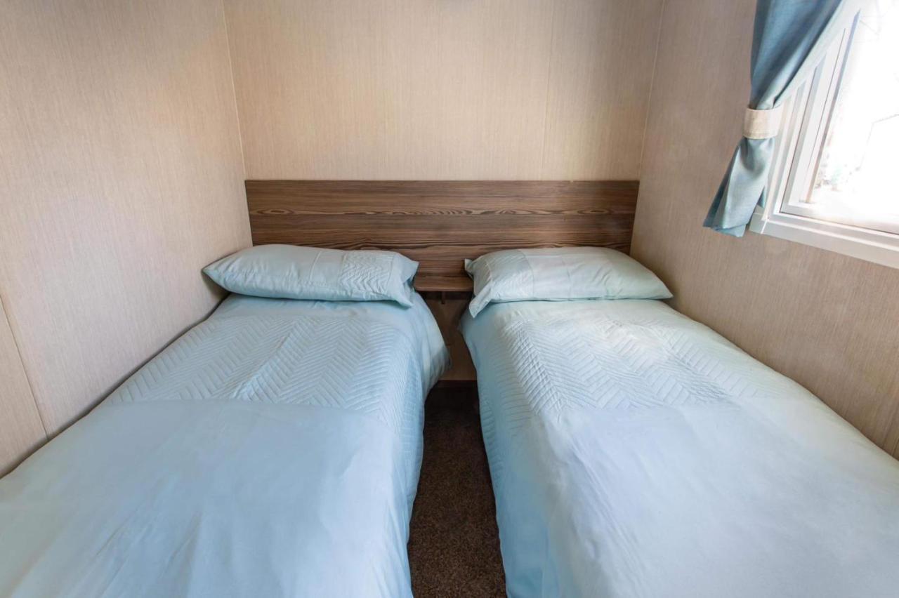 Caravan In Haven Marton Mere Holiday Park Blackpool Buitenkant foto