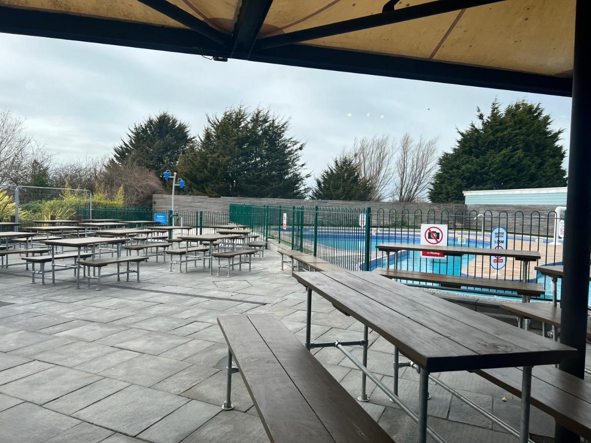 Caravan In Haven Marton Mere Holiday Park Blackpool Buitenkant foto